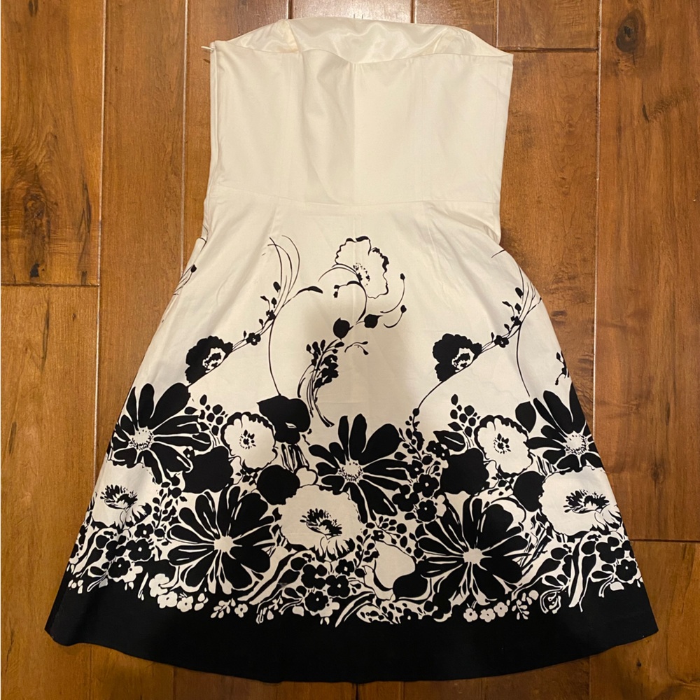 Ann Taylor Black and White Strapless Dress - Picture 3 of 4
